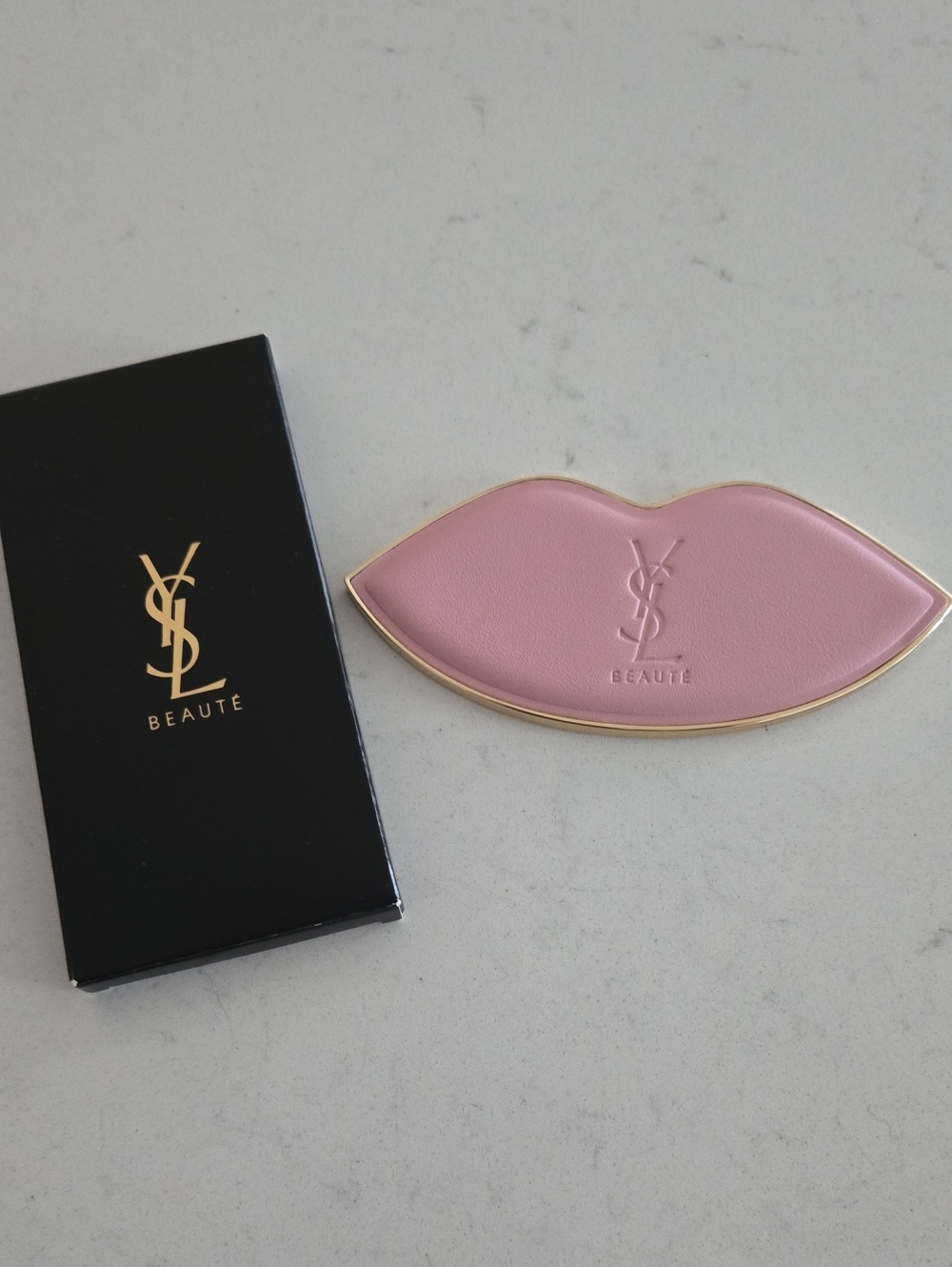 NIB Yves Saint Laurent Lip-Shaped Mirror in Blush Pink with Gold Trim YSL logo